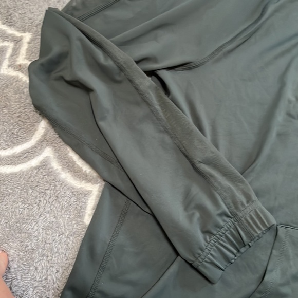 Zella Performance Hoodie Women’s Green large - Picture 3 of 6